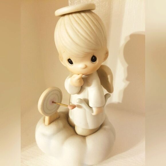 PRECIOUS MOMENTS "Sending My LOVE” Porcelaine Figurine * 1995 NEW - Picture 9 of 10